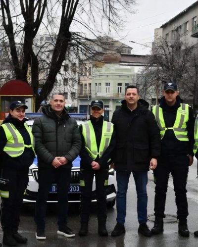 БОЖИЋНА ПЛЕМЕНИТОСТ КРАГУЈЕВАЧКИХ ПОЛИЦАЈАЦА