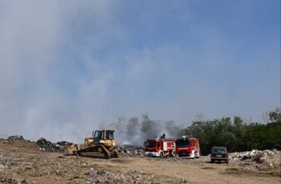 ПРИПАДНИЦИ ВАТРОГАСНО-СПАСИЛАЧКЕ ЈЕДИНИЦЕ НЕГОТИН У КООРДИНАЦИЈИ СА ОСТАЛИМ СЛУЖБАМА „ НА ВИСИНИ ЗАДАТКА ПРИЛИКОМ СПРЕЧАВАЊА ЕСКАЛАЦИЈЕ ПОЖАРА НА ДЕПОНИЈИ У НЕГОТИНУ“