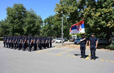 ЧЕСТИТКА ПОВОДОМ ПРОМОЦИЈЕ 20. КЛАСЕ ОСНОВНЕ ОБУКЕ ПРИПАДНИКА ВАТРОГАСНО-СПАСИЛАЧКИХ ЈЕДИНИЦА