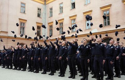 ЧЕСТИТКА ПОВОДОМ ПРОМОЦИЈЕ 59. КЛАСЕ ЦЕНТРА ЗА ОСНОВНУ ПОЛИЦИЈСКУ ОБУКУ