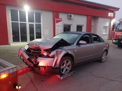 „ОГРЕБАО САМ ОВО, ЈЕ** ТЕ, УБИЋЕ МЕ ЋАЛЕ“ Мортус пијан изазвао саобраћајку у којој је тешко повређен полицајац, па се