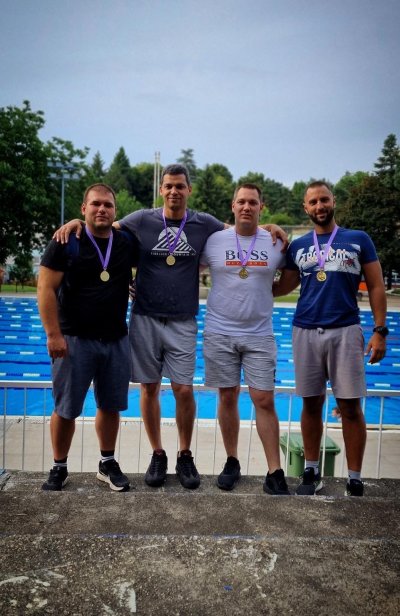 Првак Србије на Местерс првенству у пливању