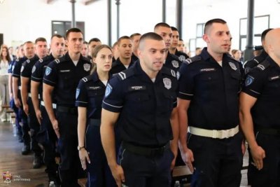 ПОЛИЦИЈСКА УПРАВА КРАГУЈЕВАЦ ДОСТОЈАНСТВЕНО ОБЕЛЕЖИЛА ДАН МИНИСТАРСТВА УНУТРАШЊИХ ПОСЛОВА И ДАН ПОЛИЦИЈЕ