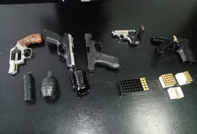 POLICIJA U TUTINU ZAPLENILA VEĆU KOLIČINU ORUŽJA I MUNICIJE