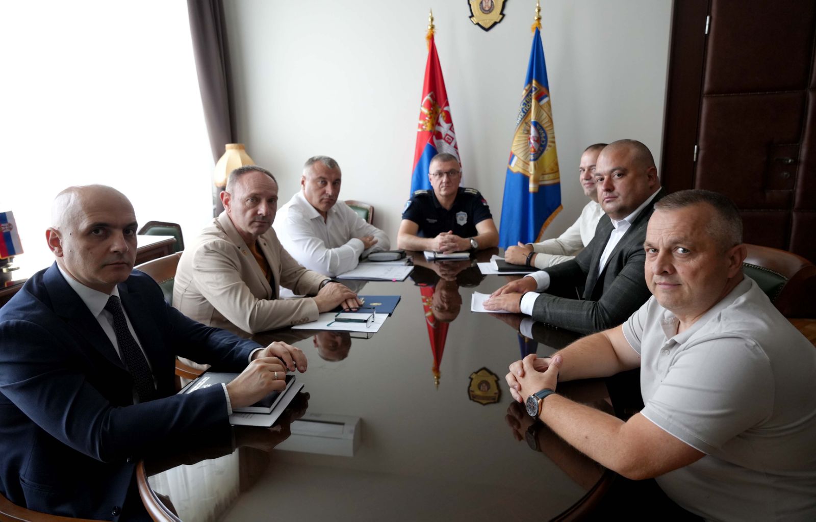 NEZAVISNI SINDIKAT POLICIJE ODRŽAO SASTANAK SA DIREKTOROM POLICIJE I NjEGOVIM SARADNICIMA